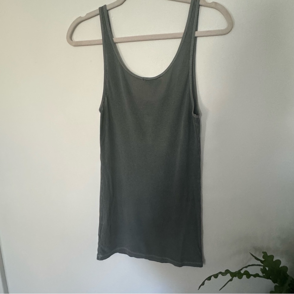 James Perse Ribbed Daily Tank - Picture 3 of 8